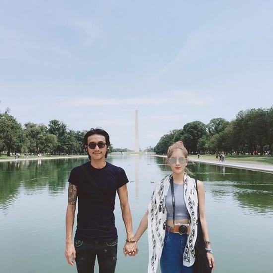 12 คู่หวานแห่งวงการบันเทิง ประจำปี 2558