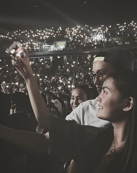 12 คู่หวานแห่งวงการบันเทิง ประจำปี 2558