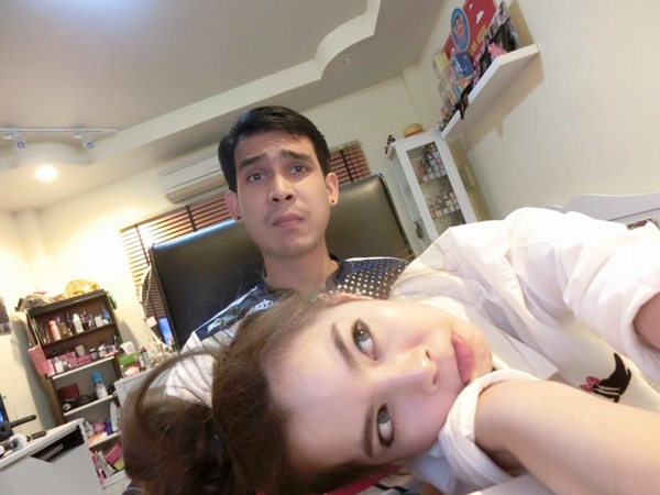 เอ็ม ง้อ ลูกหนู เน็ตไอดอลสำเร็จ