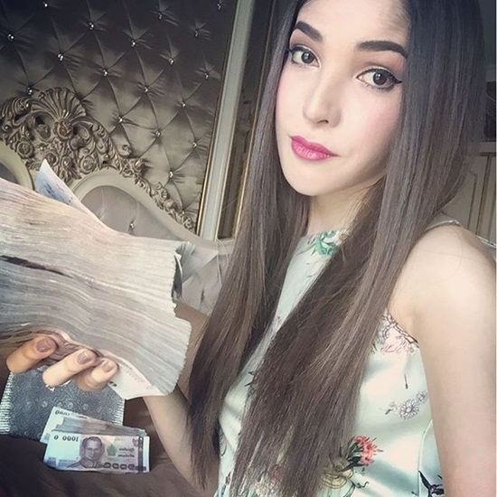 เอมมี่ รัชฎา