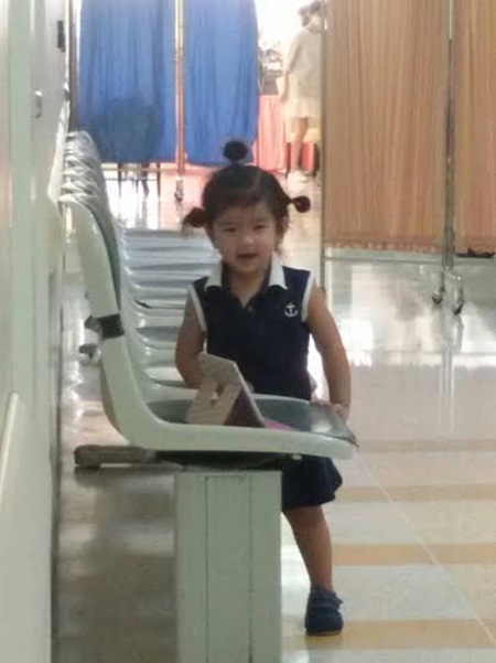 น้องมะลิอารมณ์ดีเต้นตามเพลง