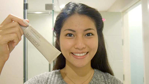 ผิวแทนแต่งปากแดงยังไงให้สวย ผิวแทนแต่งปากแดงยังไงให้สวย