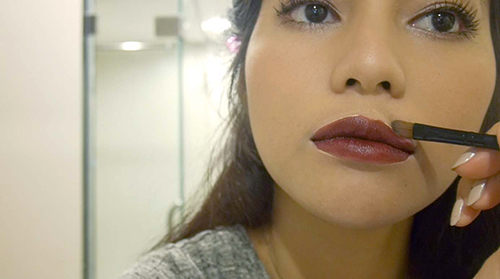 ผิวแทนแต่งปากแดงยังไงให้สวย ผิวแทนแต่งปากแดงยังไงให้สวย