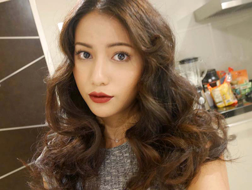 ผิวแทนแต่งปากแดงยังไงให้สวย ผิวแทนแต่งปากแดงยังไงให้สวย