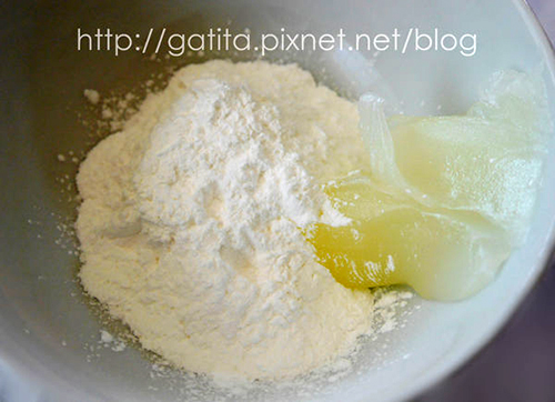 สาวจีนเสริมดั้งด้วยดิน