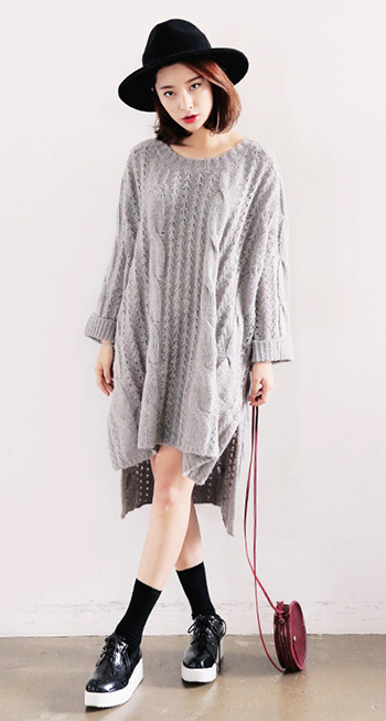 ชุดเดรสไหมพรม