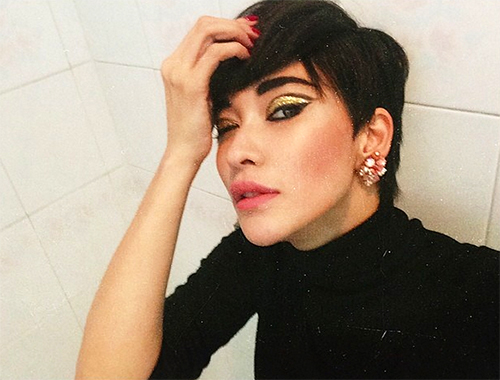 พลอย เฌอมาลย์ ทรงผม