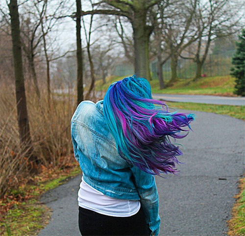 ผมสีรุ้ง