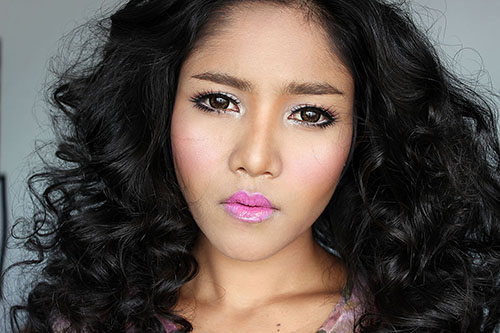 แต่งหน้าเหมือนตุ๊กตา