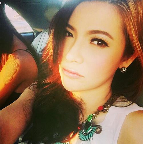 ดีเจสาวหน้าตาดี