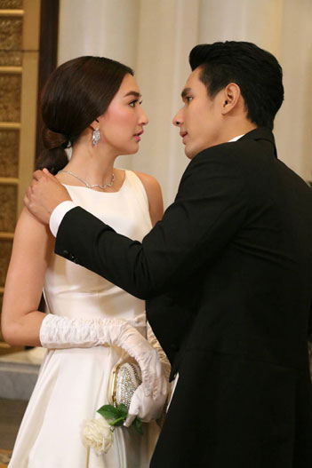 รักเร่ 
