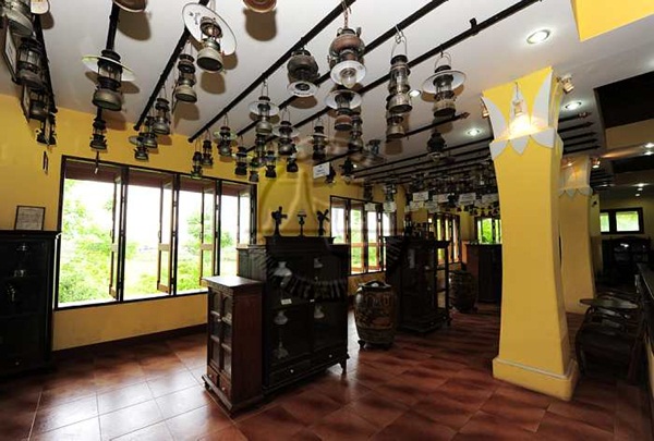 พิพิธภัณฑ์อยู่สุขสุวรรณ์