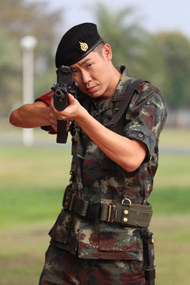 ผู้กองยอดรัก