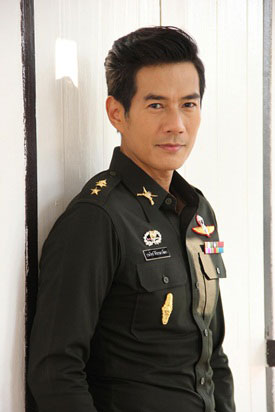 ผู้กองยอดรัก