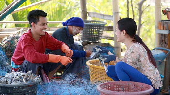 บิว กัลยาณี MV เพลง คิดถึงคนต้นทาง