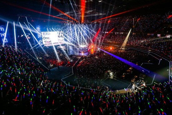EXO