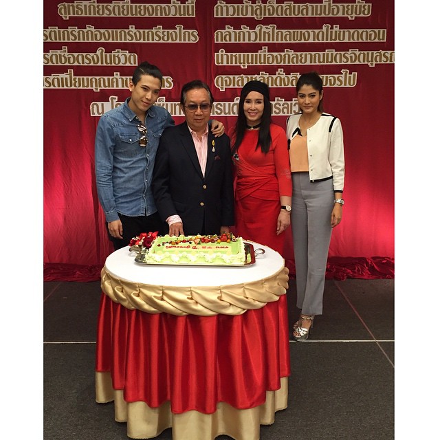  ป๊อก ภัสสรกรณ์