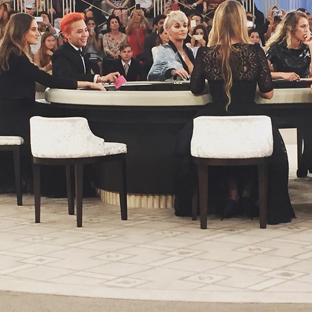 ชมพู่ อารยา ใหม่ ดาวิกา ไปงานแฟชั่นโชว์ Chanel ชมพู่ อารยา ใหม่ ดาวิกา ไปงานแฟชั่นโชว์ Chanel