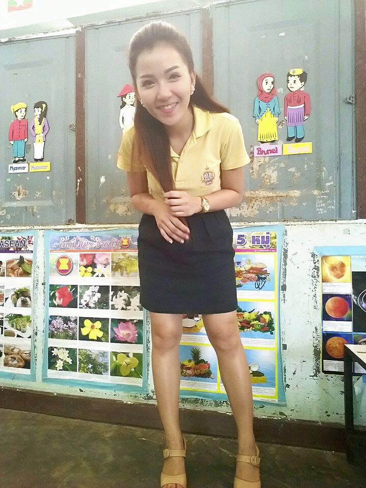 ครูเหมียว ร้อยเอ็ด ครูสวย