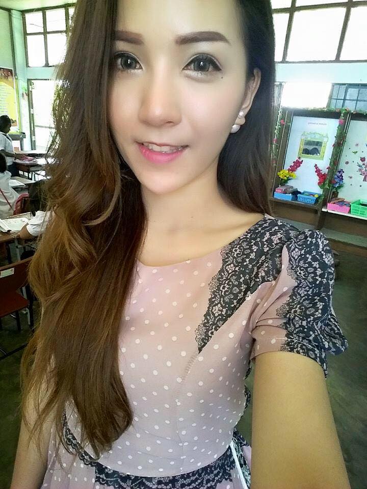 ครูเหมียว ร้อยเอ็ด ครูสวย