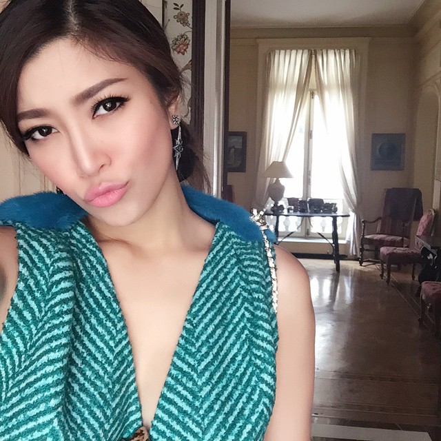 เอมมี่ มรกต เอมมี่ยี่สิบห้าตั๋ว