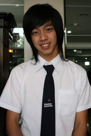 กั๊ก เล้าโลม