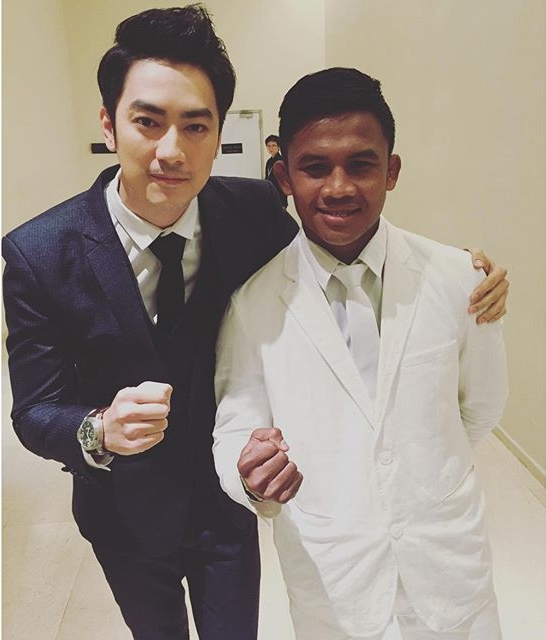 บัวขาว-ฟิล์ม รัฐภูมิ