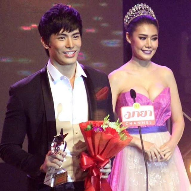 น้ำฝน ทวีพร