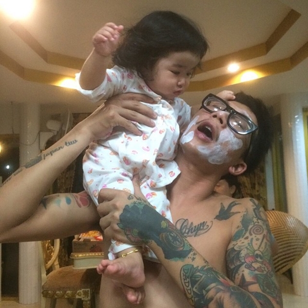 แจ๊ส ชวนชื่น น้องแตงไทย