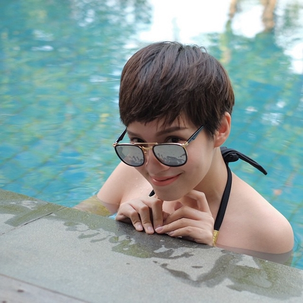 จ๊ะ จิตตาภา โชว์เซ็กซี่ในชุดว่ายน้ำสีดำ แจ่มมาก !