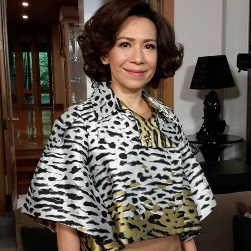 ตุ๊ก เดือนเต็ม เยี่ยมเพื่อนรัก ลินดา ค้าธัญเจริญ