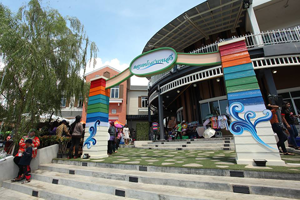 ย้อนวันวานกลางในเมืองกรุง ที่ตลาดน้ำสะพานสูง