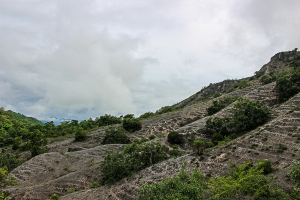 เที่ยวหน้าฝนมุ่งสู่น้ำตกทีลอซู