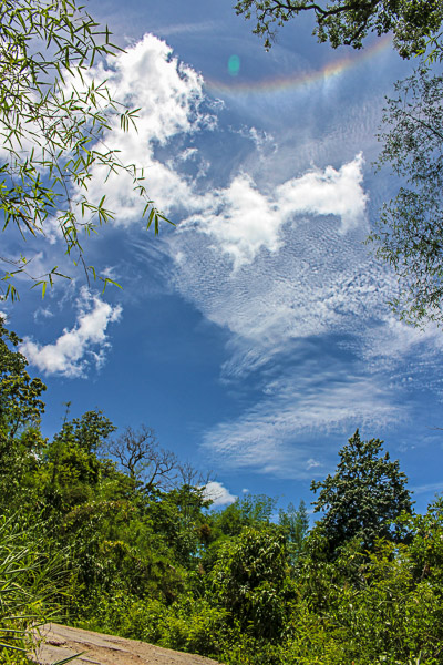 เที่ยวหน้าฝนมุ่งสู่น้ำตกทีลอซู