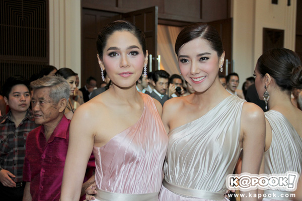 งานแต่ง เอมมี่ เจมส์