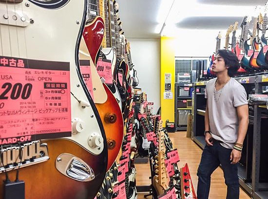 แดน วรเวช