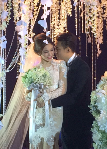อ้อน เกวลิน แต่งงาน