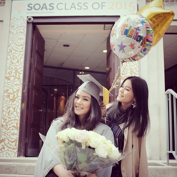 มัดหมี่ พิมดาว