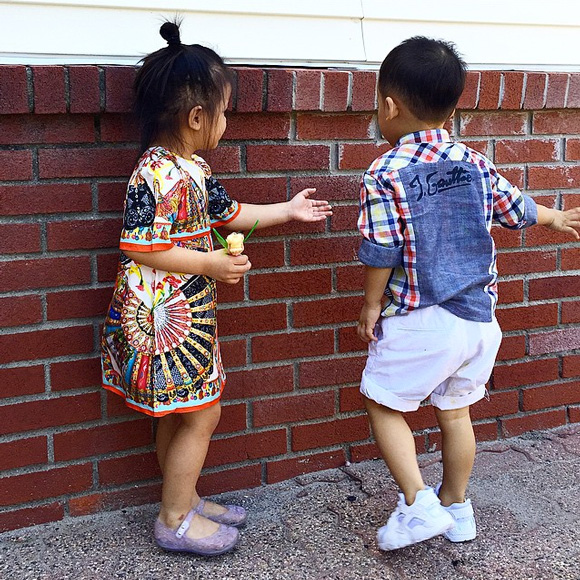 แฟชั่นเซตเท่ ๆ ของ น้องบีน่า บรู๊คลิน