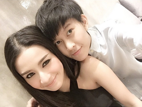 โม อมีนา