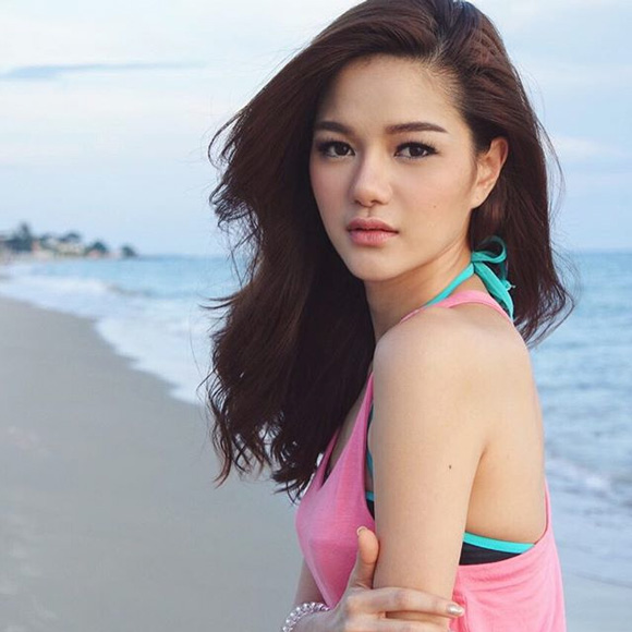 กวาง The face 2 ชุดว่ายน้ำ