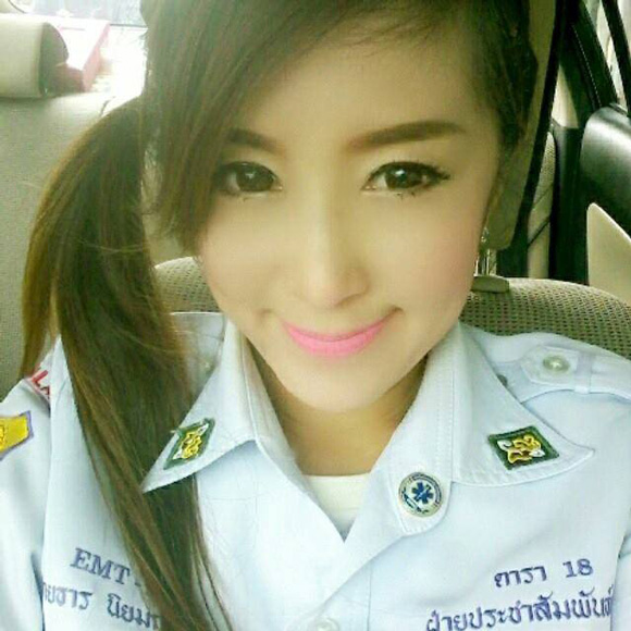 ต่าย สายธาร