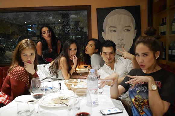 ปาร์ตี้วันเกิด โมเม นภัสสร