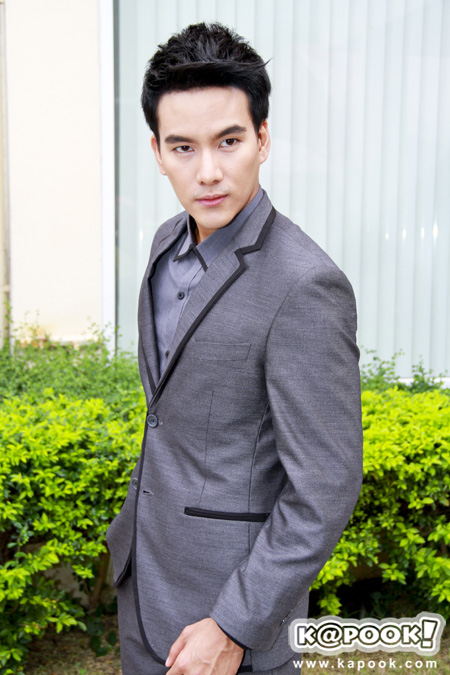 สวิส เตชภูวนนท์