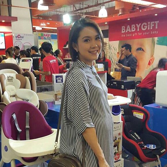 นิหน่า สุฐิตา