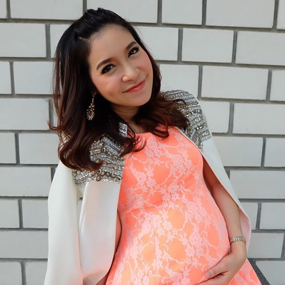 นิหน่า สุฐิตา