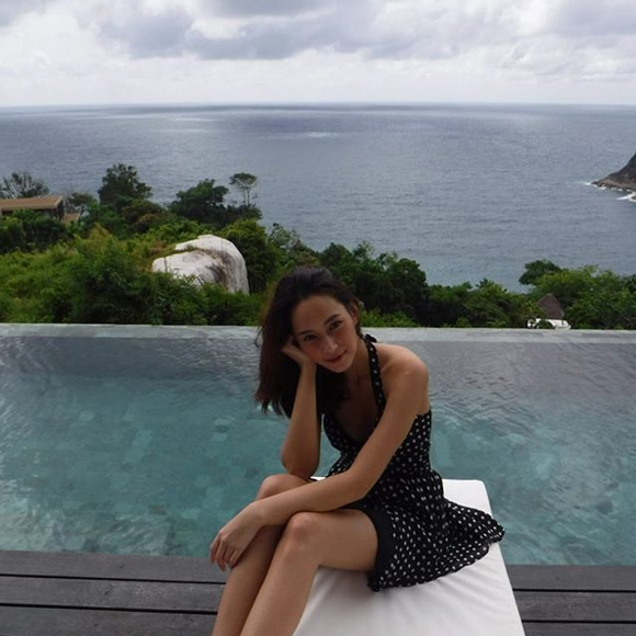 บี น้ำทิพย์ บิกินี่