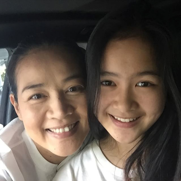 กบ ปภัสรา - เอ๋ พรทิพย์ ครบรอบแต่งงาน15 ปี