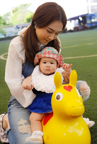 หนุ่ม กรรชัย เมย์ เฟื่องอารมย์ น้องมายู