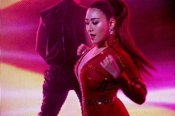 แอน มิตรชัย ปล่อย MV Dance like we\'re crazy